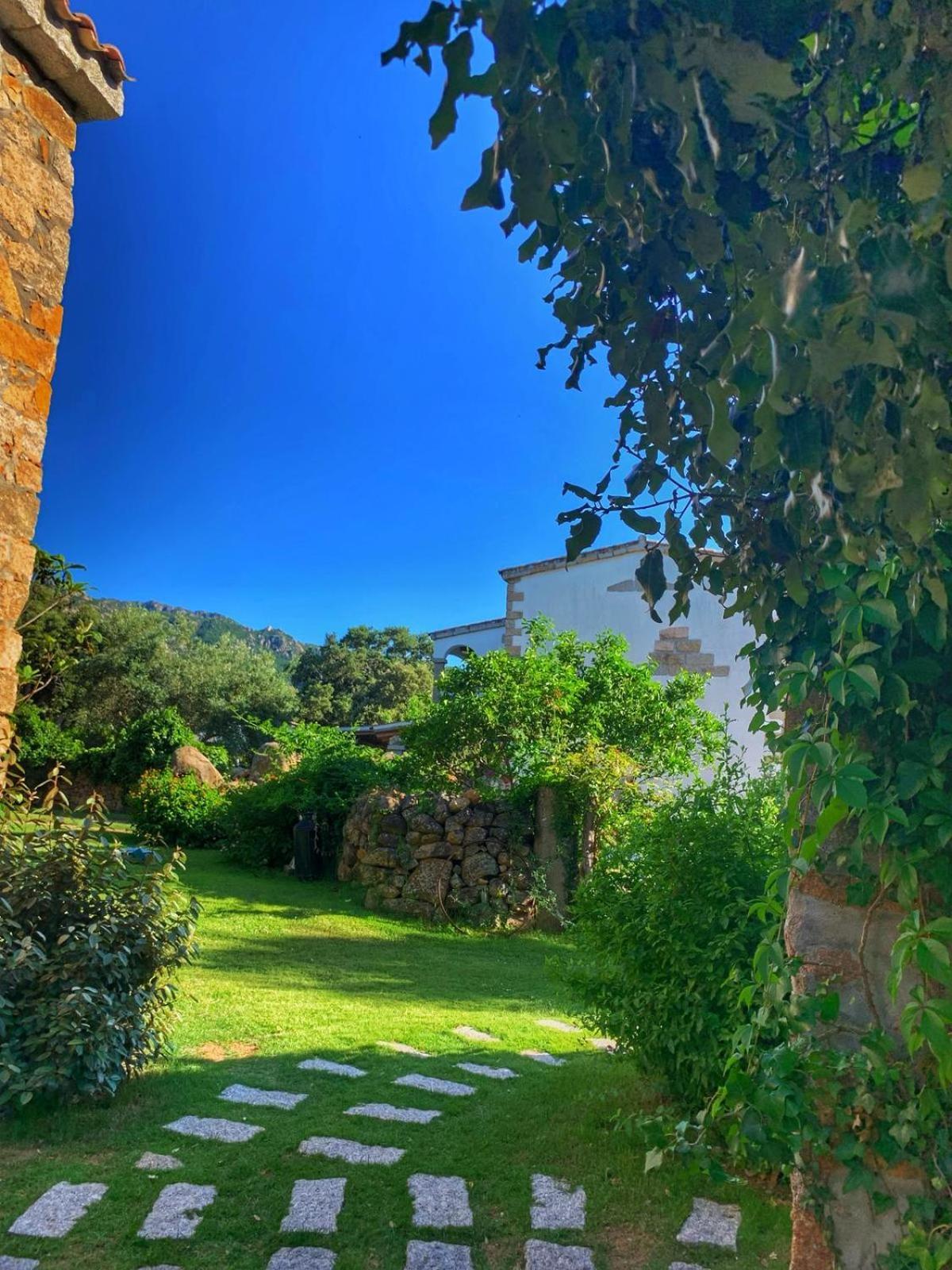 Agriturismo Casteddu Padru Екстериор снимка